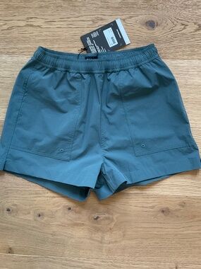 Finisterre Walker Short Deep Sea Sage Green Blue UK 10 / US 6 NWT